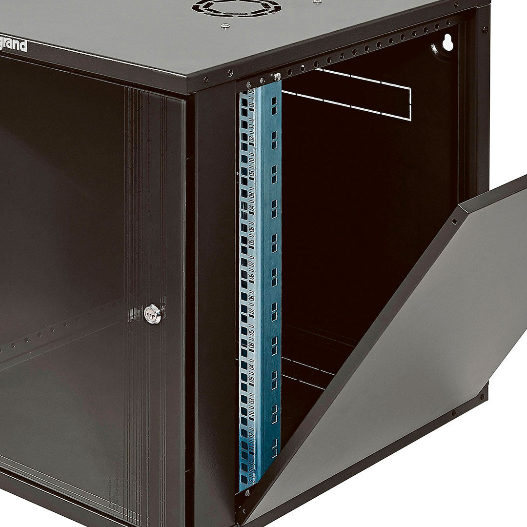 LEGRAND 646264 Gabinete de Pared 19" Desarmado 18RU 600mm