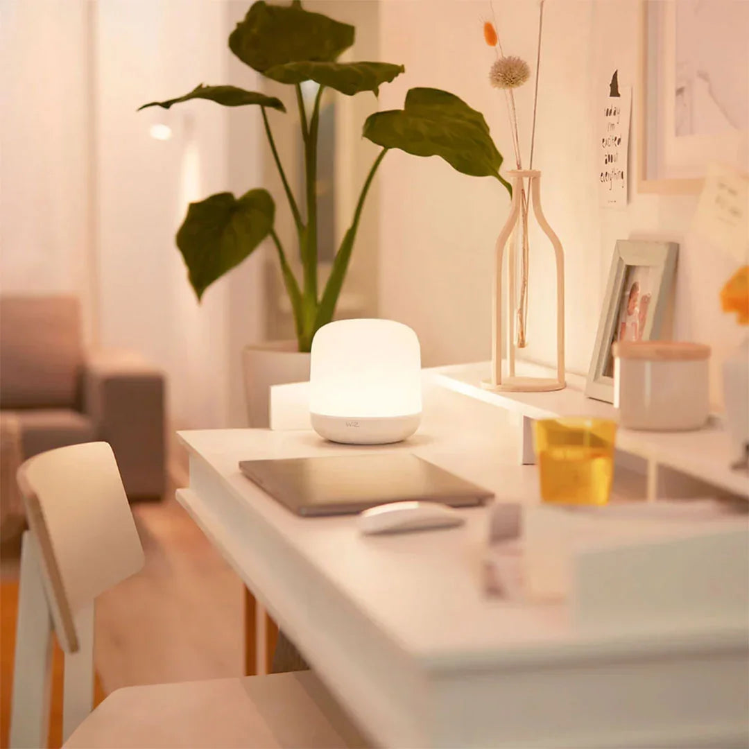 WIZ HERO Lámpara WIFI inteligente tipo C, luminaria decorativa para mesa, 620 lúmenes, 2500 horas 929002626712