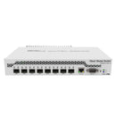 Switch MIKROTIK CRS309-1G-8S+IN com 8 slots SFP+ e uma porta gigabit ethernet, modelo desktop ou rack