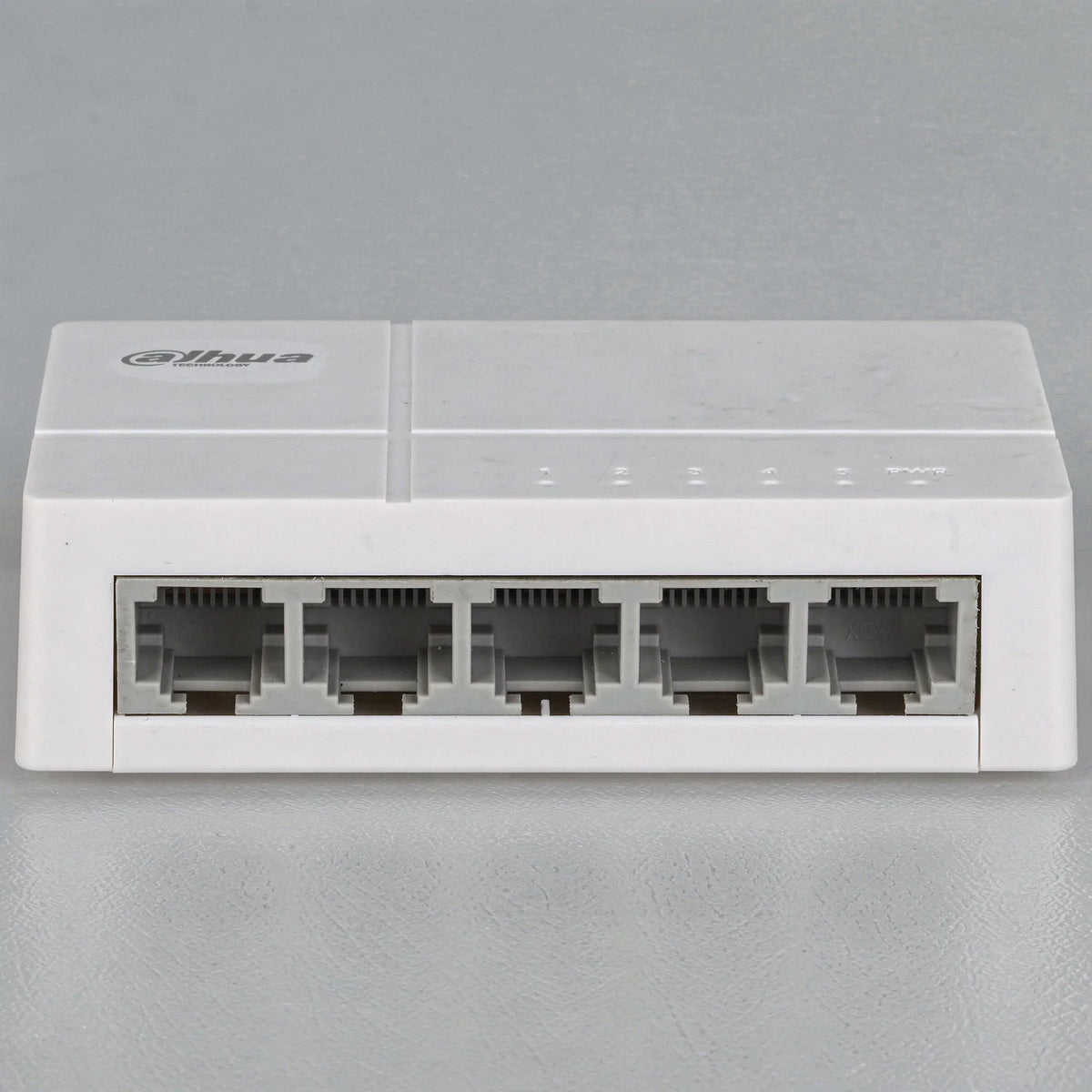 DAHUA DH-SF1005L Switch 5 Puertos 10/100Mbps
