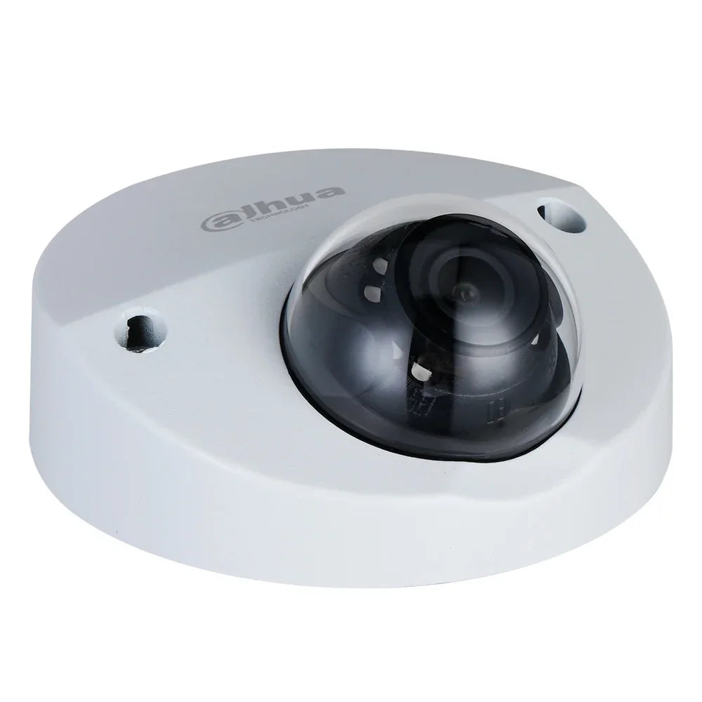 Cámara de seguridad domo antivandálica para videovigilancia, carcasa blanca y lente visible