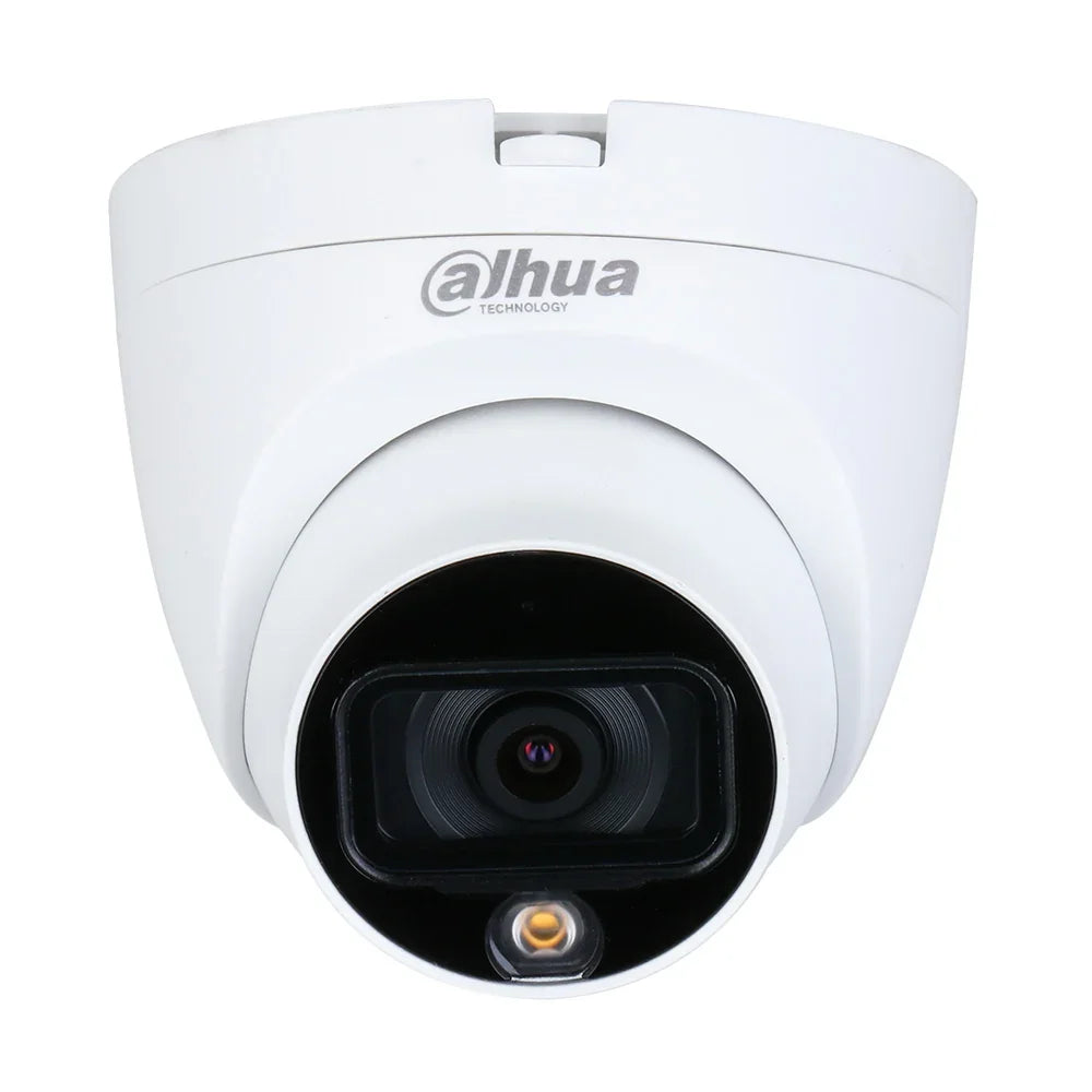 Cámara de videovigilancia tipo domo blanca con lente de alta resolución y sensor LED