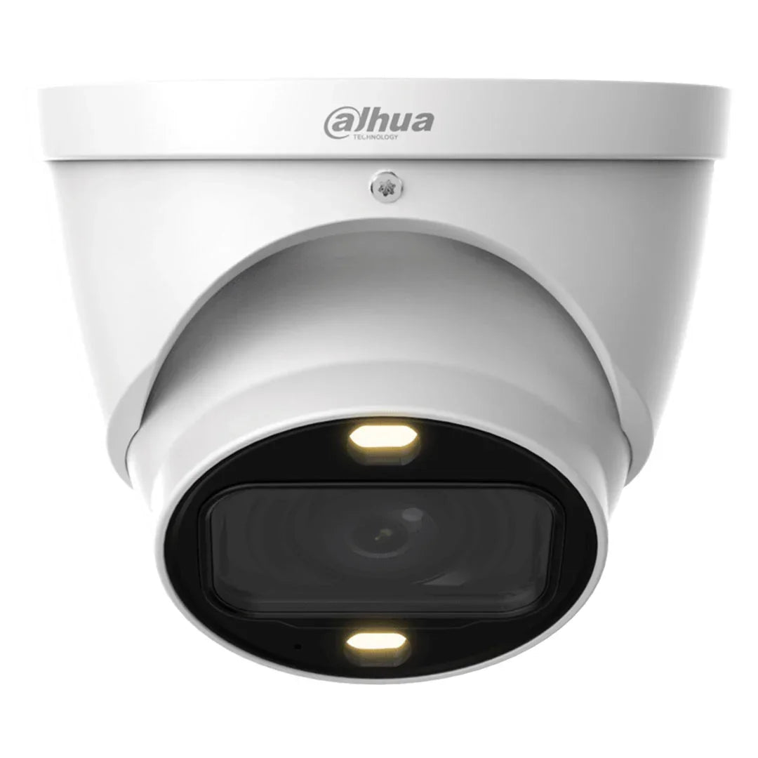 Cámara de seguridad tipo domo blanca con lente grande y focos LED, videovigilancia exterior