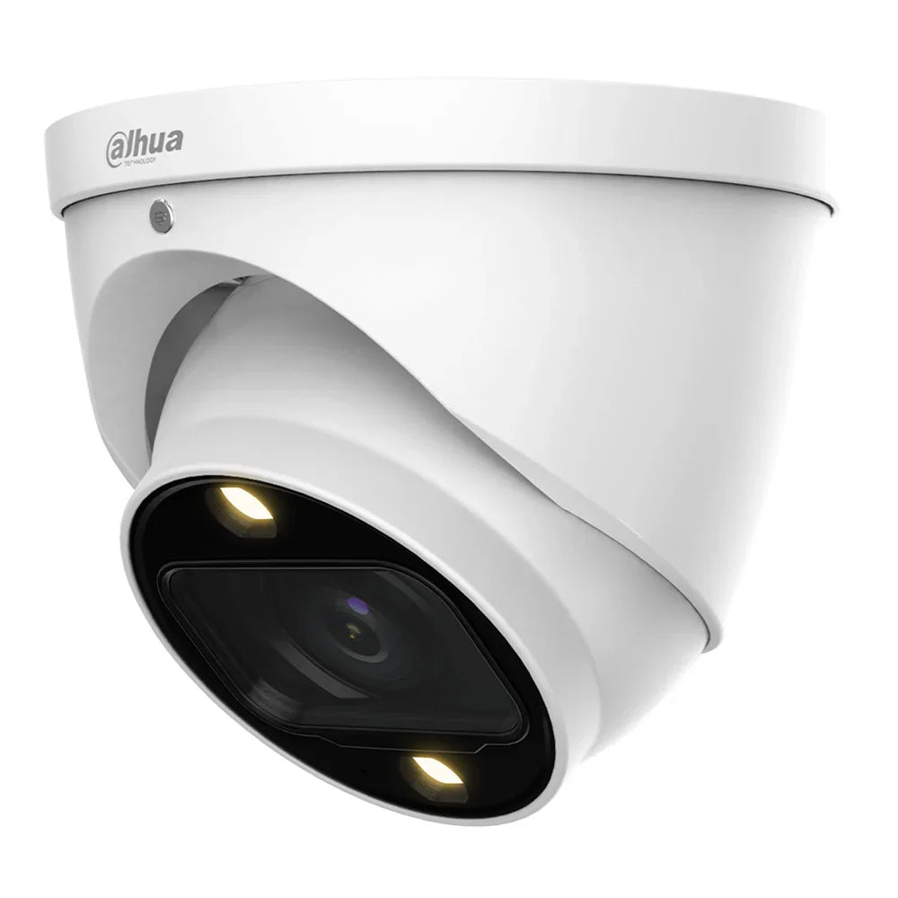 Cámara de seguridad tipo domo blanca con lente y LEDs visibles para videovigilancia