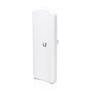 Estação base UBIQUITI LAP-GPS 2x2 MIMO airMax Liteap AC de até 450 Mbps, 5 GHz (5150 - 5875 MHz) com antena integrada de 17 dBi e cobertura de 90 graus com sincronização GPS