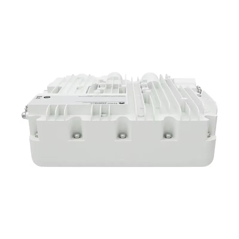 HUAWEI eKitEngine AP772E Access Point Outdoor Wi-Fi 7 Dual Band 6.45Gbps IP68 con Antena Direccional 50088138