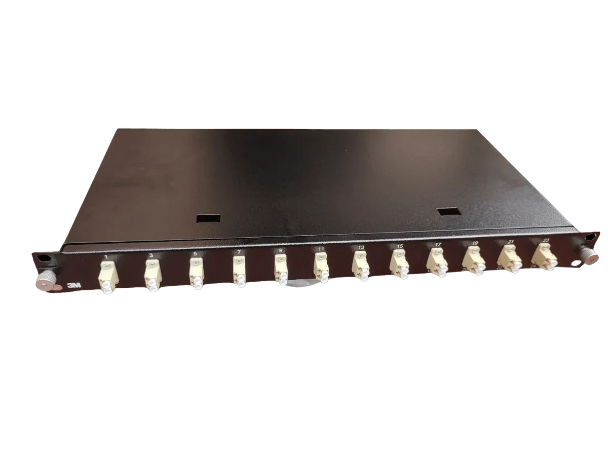 Bandeja patch panel con 12 acopladores LC 3M SPP3-12LC-MM-D Duplex multimodo 1ru - ARTEUS