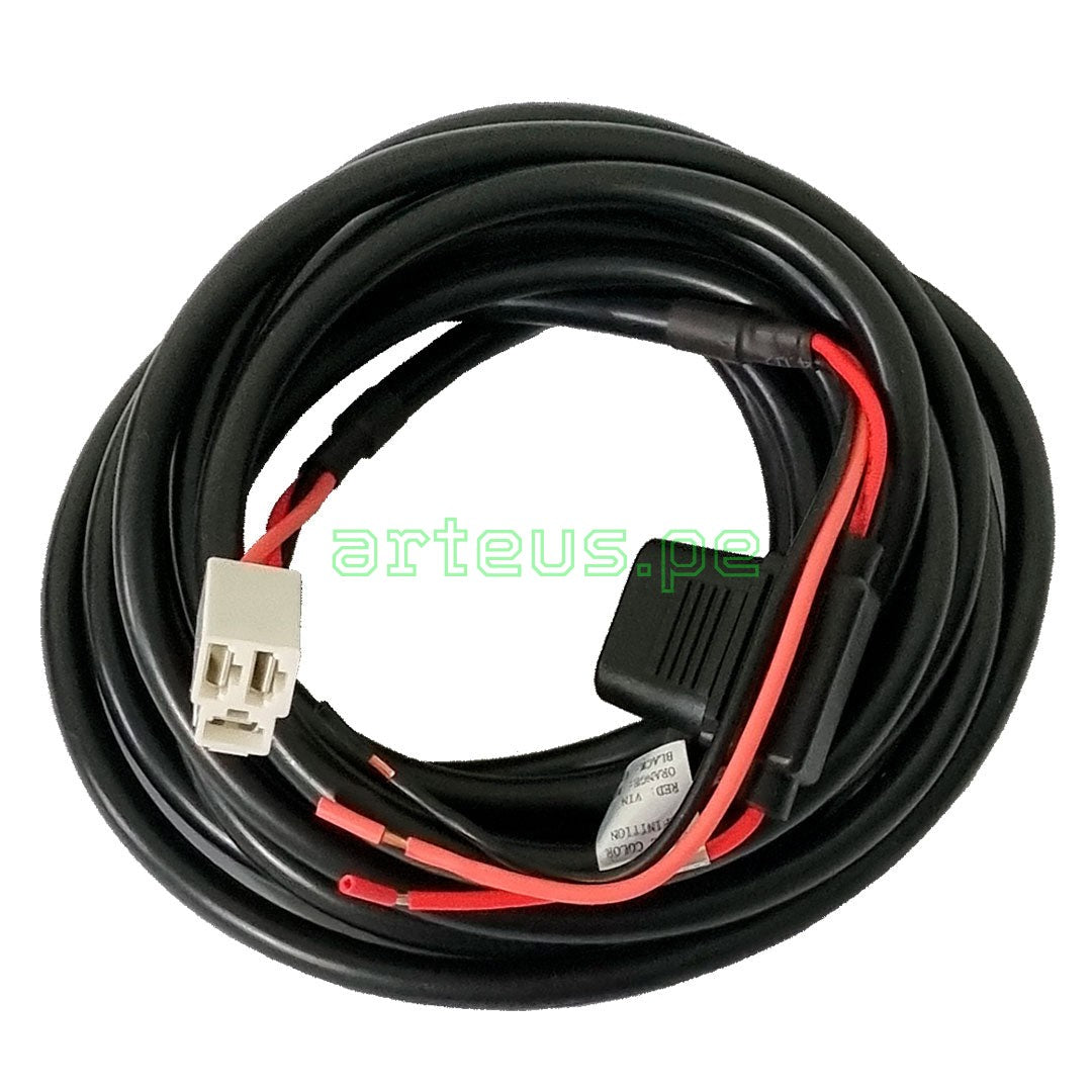 Cableado estructurado negro con conector blanco y cables rojo y negro para redes o alarma